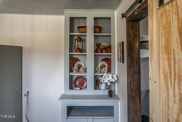 645 Garrett Hill Road, Greeneville, TN 37743