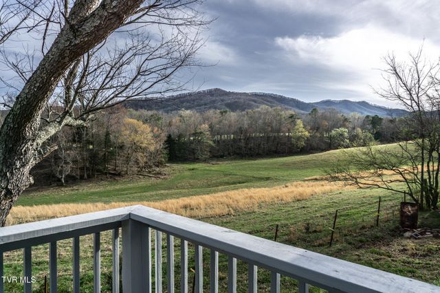 645 Garrett Hill Road, Greeneville, TN 37743