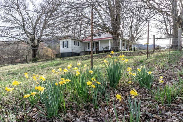 645 Garrett Hill Road, Greeneville, TN 37743