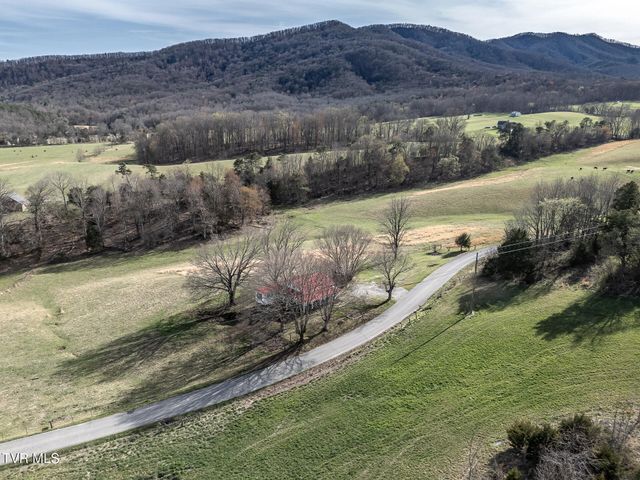 645 Garrett Hill Road, Greeneville, TN 37743