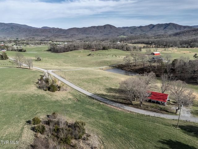 645 Garrett Hill Road, Greeneville, TN 37743