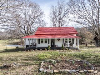 645 Garrett Hill Road, Greeneville, TN 37743