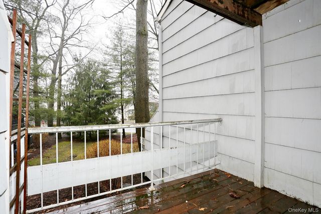 161 Treetop Circle 161, Nanuet, NY 10954