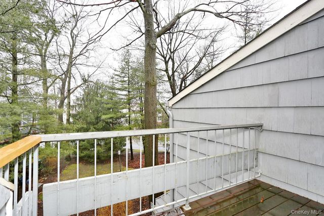 161 Treetop Circle 161, Nanuet, NY 10954