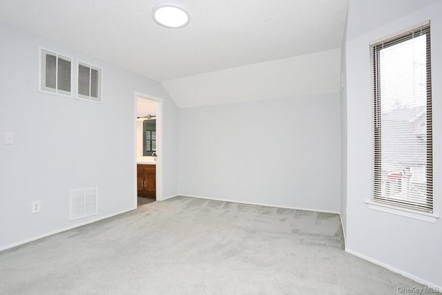 161 Treetop Circle 161, Nanuet, NY 10954