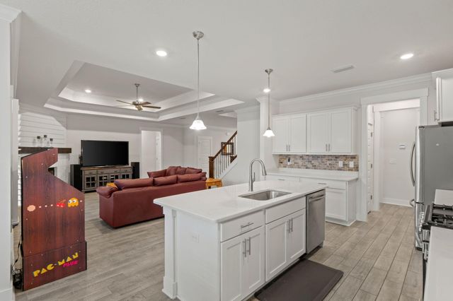 1524 Areca Palm Dr Drive, Gulf Breeze, FL 32563