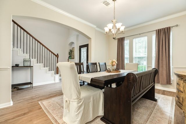 213 N Amherst Drive, West Columbia, TX 77486