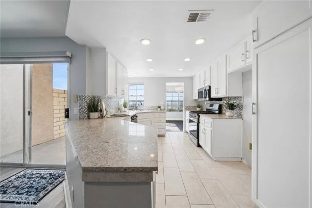 6111 E Garnet, Anaheim Hills, CA 92807