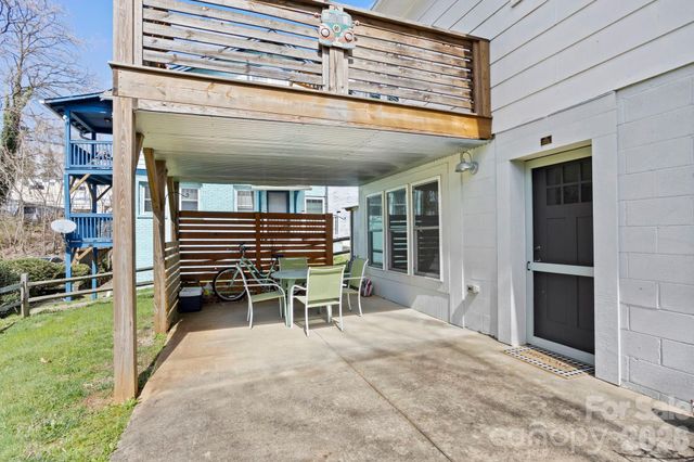 25 Ridgelawn Road, Asheville, NC 28806