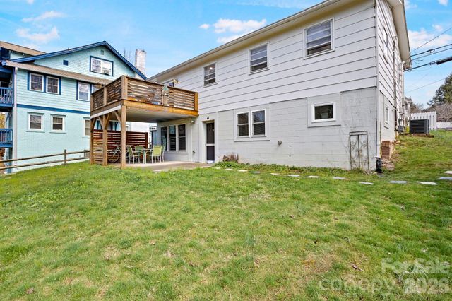 25 Ridgelawn Road, Asheville, NC 28806