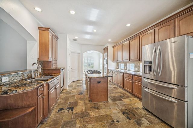 15614 Stone Gables Lane, Houston, TX 77044