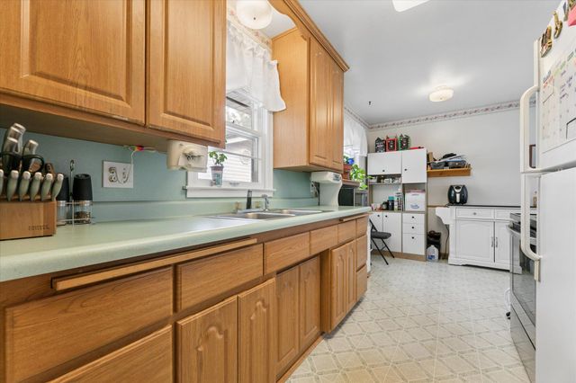 965 109th Avenue NW, Coon Rapids, MN 55448