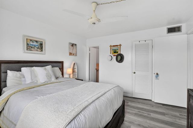 9855 Sandalfoot Boulevard Apt 317, Boca Raton, FL 33428
