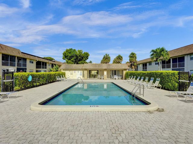 9855 Sandalfoot Boulevard Apt 317, Boca Raton, FL 33428