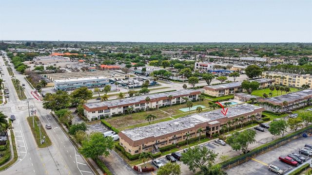 9855 Sandalfoot Boulevard Apt 317, Boca Raton, FL 33428