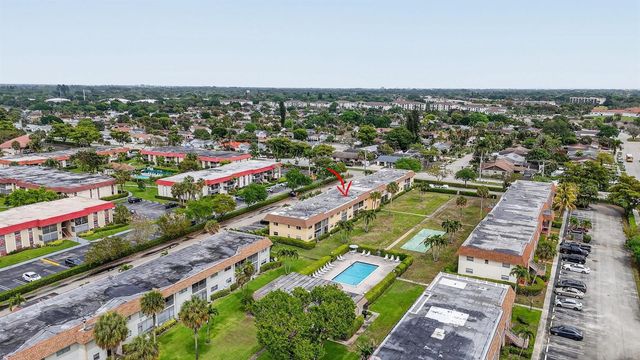 9855 Sandalfoot Boulevard Apt 317, Boca Raton, FL 33428