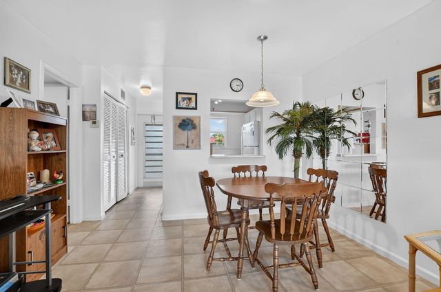 9855 Sandalfoot Boulevard Apt 317, Boca Raton, FL 33428