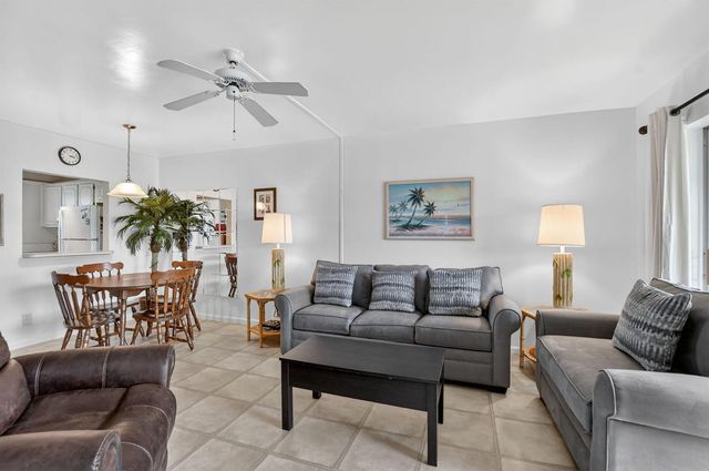 9855 Sandalfoot Boulevard Apt 317, Boca Raton, FL 33428