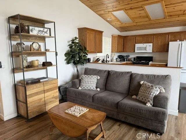 33159 Holcomb Creek, Green Valley Lake, CA 92341