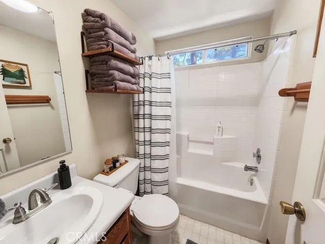 33159 Holcomb Creek, Green Valley Lake, CA 92341