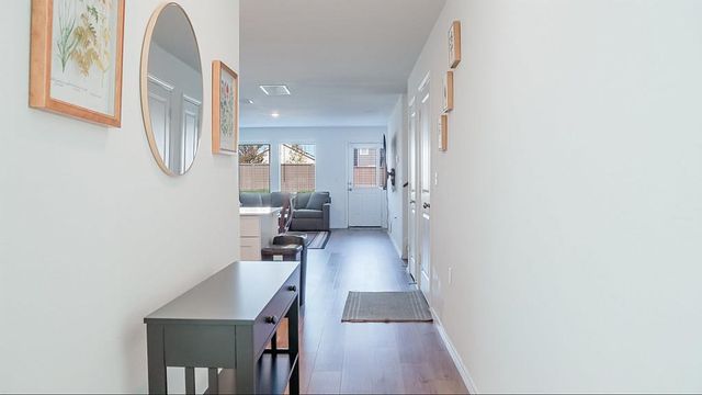 2400 Willkomen WAY, Pflugerville, TX 78660