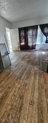 13517 4th Avenue, East Cleveland, OH 44112