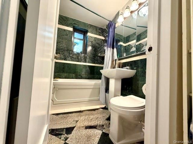 73-50 Bell Boulevard 1A, Bayside, NY 11364