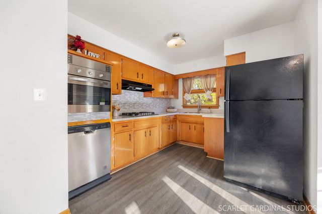 429 N Harvard Avenue N, Villa Park, IL 60181