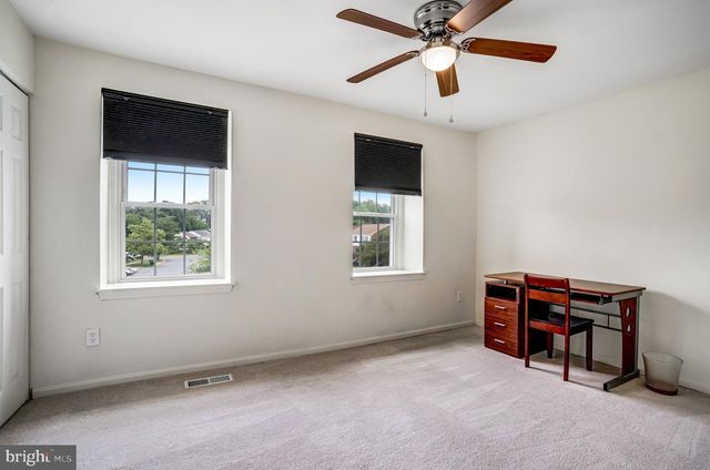 1033-B MARGATE CT, Sterling, VA 20164