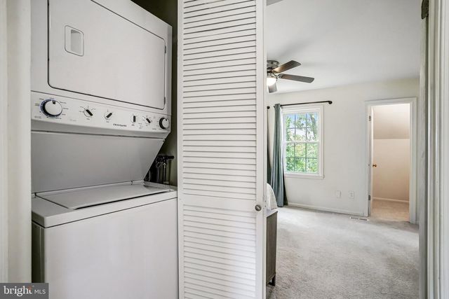 1033-B MARGATE CT, Sterling, VA 20164