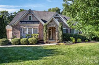 4028 Deer Track Court, Mint Hill, NC 28227