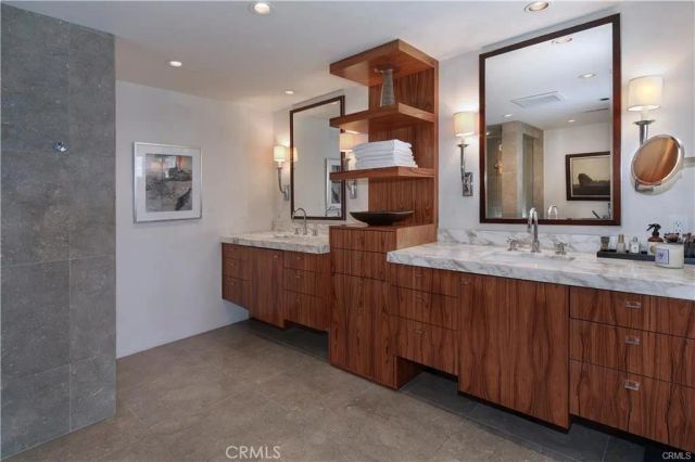728 Rembrandt Drive, Laguna Beach, CA 92651