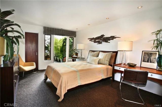 728 Rembrandt Drive, Laguna Beach, CA 92651
