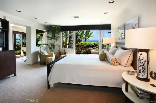 728 Rembrandt Drive, Laguna Beach, CA 92651