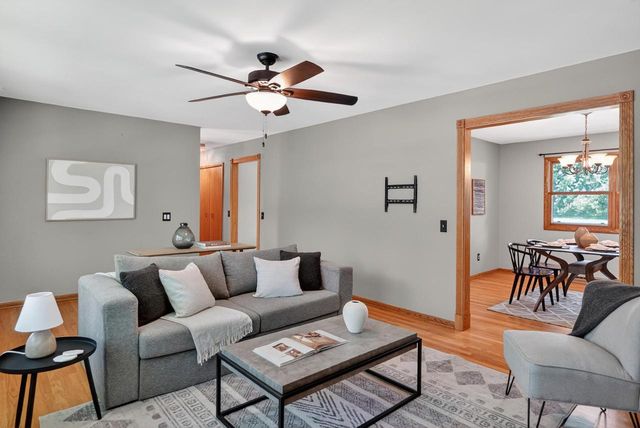5717 Piping Rock Road, Madison, WI 53711