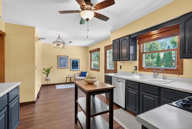 5717 Piping Rock Road, Madison, WI 53711