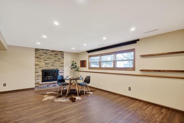 5717 Piping Rock Road, Madison, WI 53711