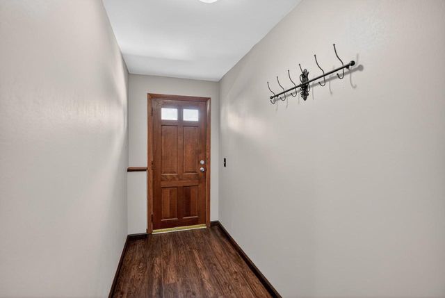 5717 Piping Rock Road, Madison, WI 53711