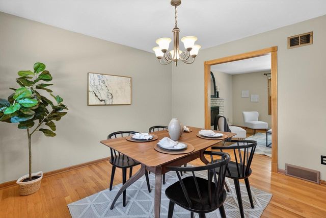 5717 Piping Rock Road, Madison, WI 53711