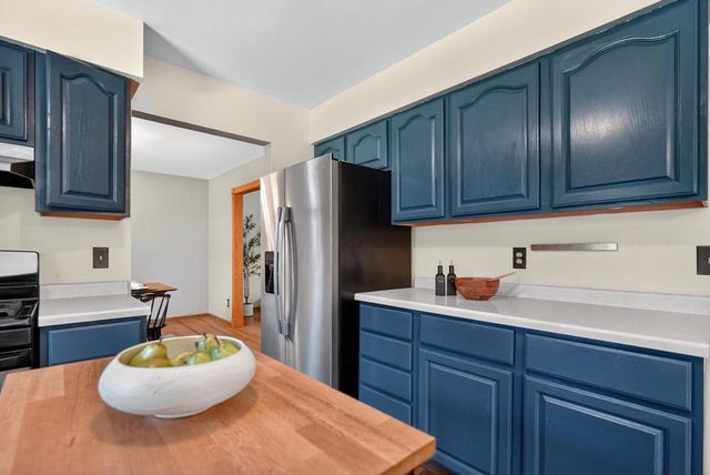 5717 Piping Rock Road, Madison, WI 53711