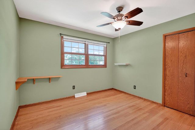 5717 Piping Rock Road, Madison, WI 53711