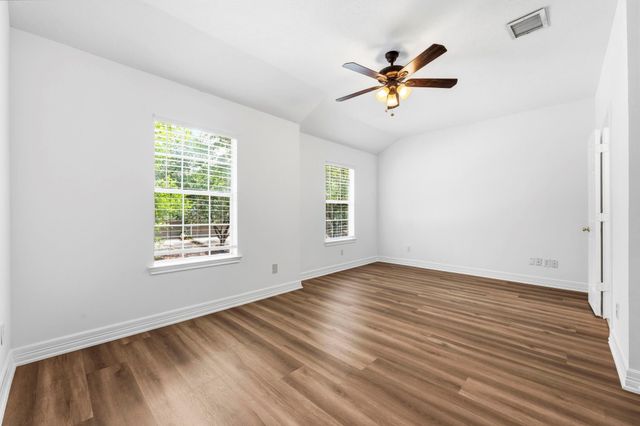 239 Blushwood Place, The Woodlands, TX 77382