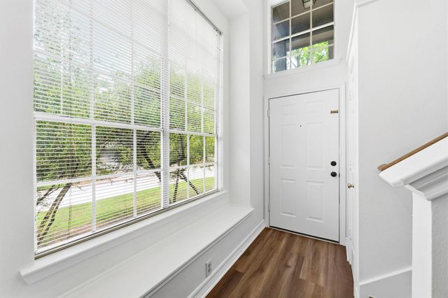 239 Blushwood Place, The Woodlands, TX 77382