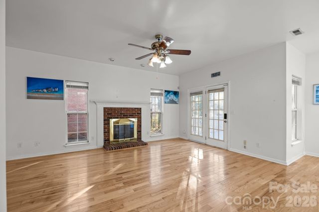 7132 Brighton Brook Drive, Charlotte, NC 28212