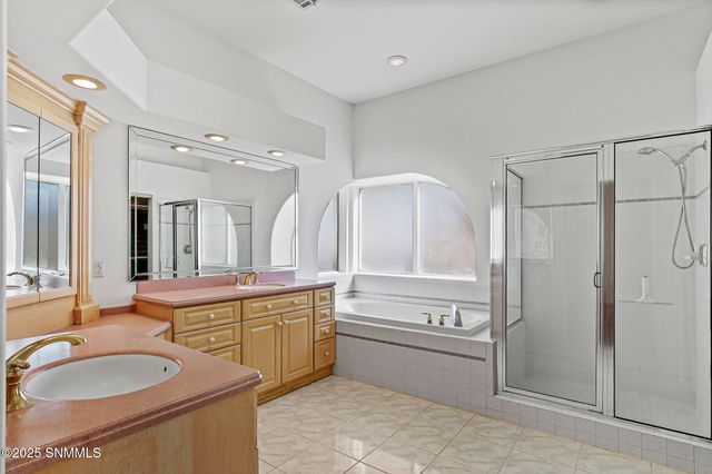 1924 Pebble Beach Road, Las Cruces, NM 88011