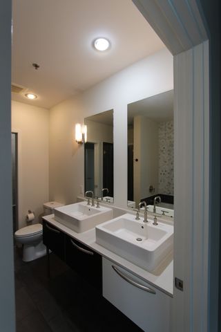 700 12th Ave S Unit 807, Nashville, TN 37203