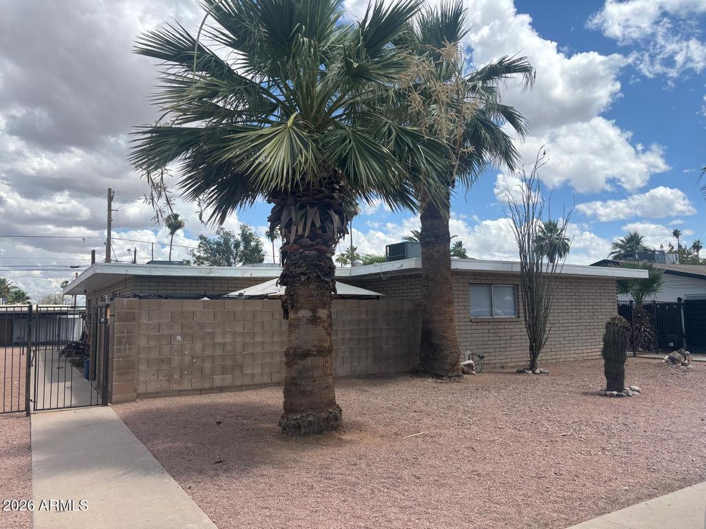 Image 1 of property listing at 3125 N 66TH Street, Scottsdale, AZ 85251