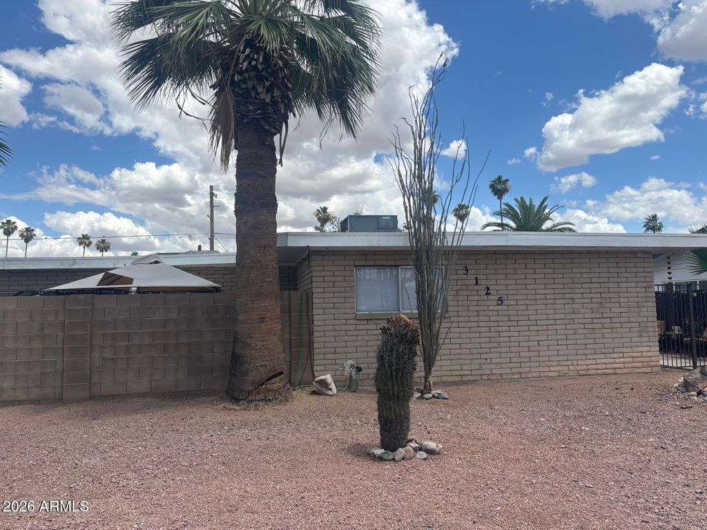 Image 3 of property listing at 3125 N 66TH Street, Scottsdale, AZ 85251