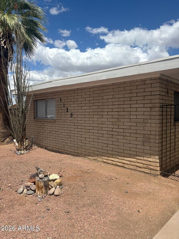 Image 5 of property listing at 3125 N 66TH Street, Scottsdale, AZ 85251