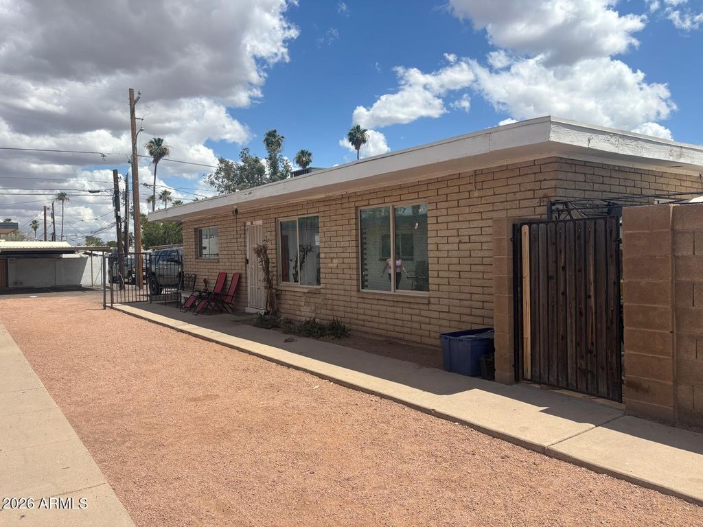 Image 7 of property listing at 3125 N 66TH Street, Scottsdale, AZ 85251